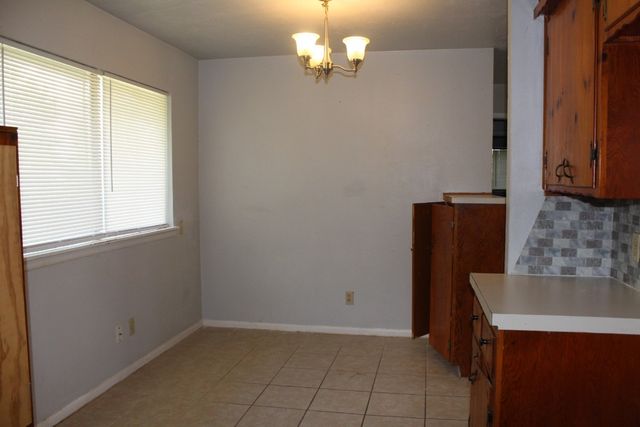 1701 Rulane Drive, Midwest City, OK 73110
