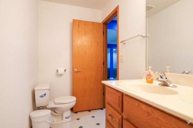 2212 Caton Ridge Drive, Plainfield, IL 60586