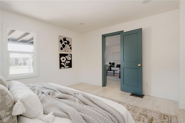 4876 S Lincoln Street, Englewood, CO 80113