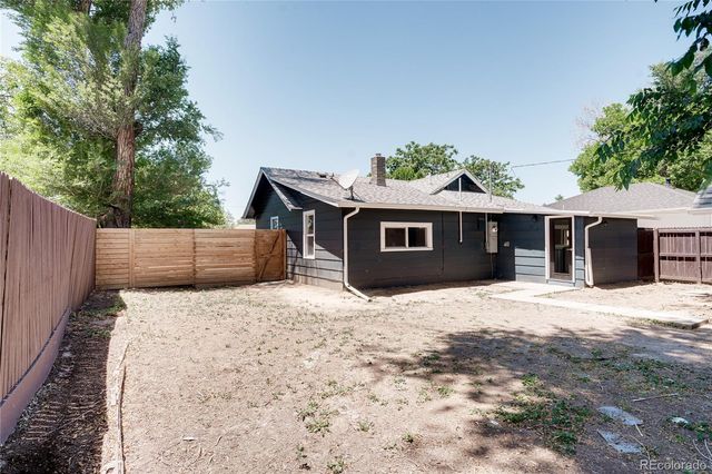 4876 S Lincoln Street, Englewood, CO 80113