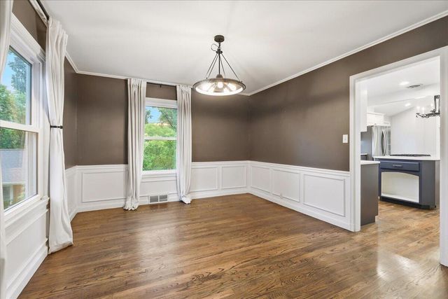 1239 CRESCENT Drive, Council Bluffs, IA 51503