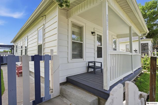 3621 V Street, Omaha, NE 68107