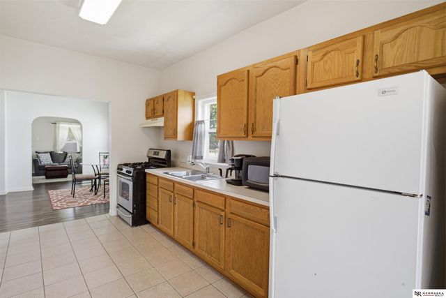 3621 V Street, Omaha, NE 68107