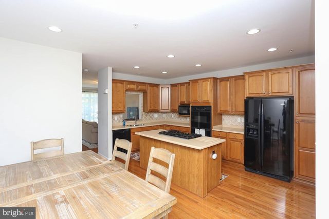 2425 KILLARNEY TER, Odenton, MD 21113