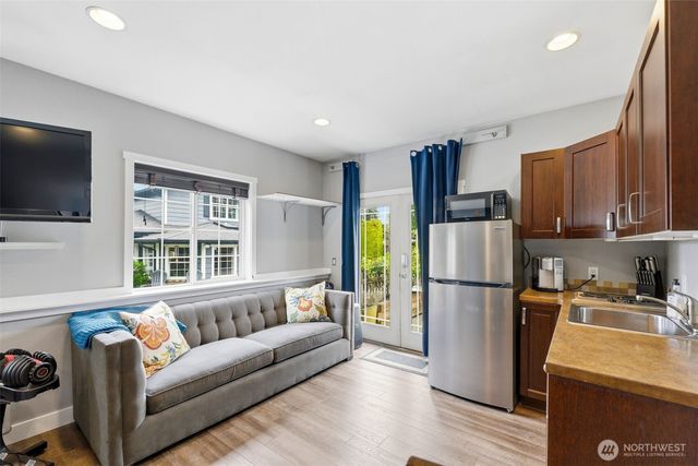 4202 N 27th Street, Tacoma, WA 98407