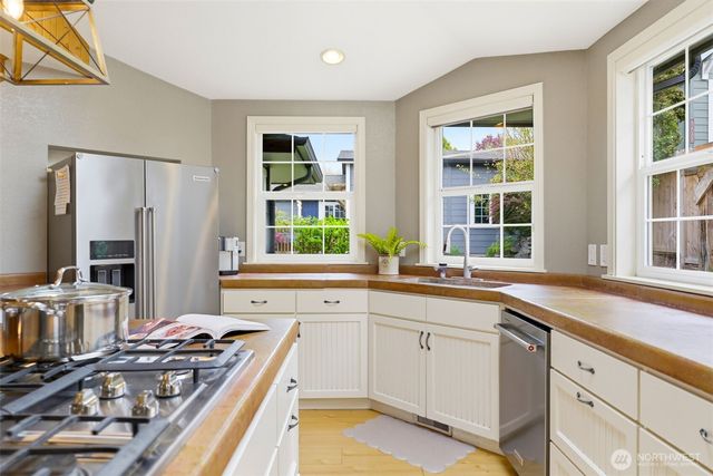 4202 N 27th Street, Tacoma, WA 98407