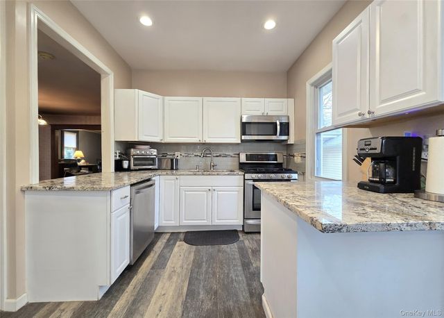 473 Michigan Street, Ronkonkoma, NY 11779