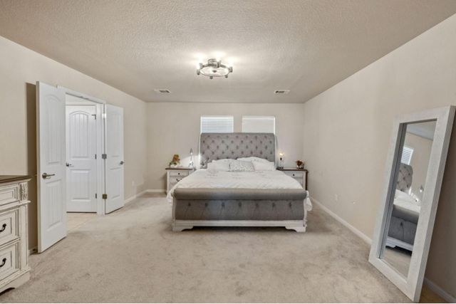 209 Anderson ST, Hutto, TX 78634