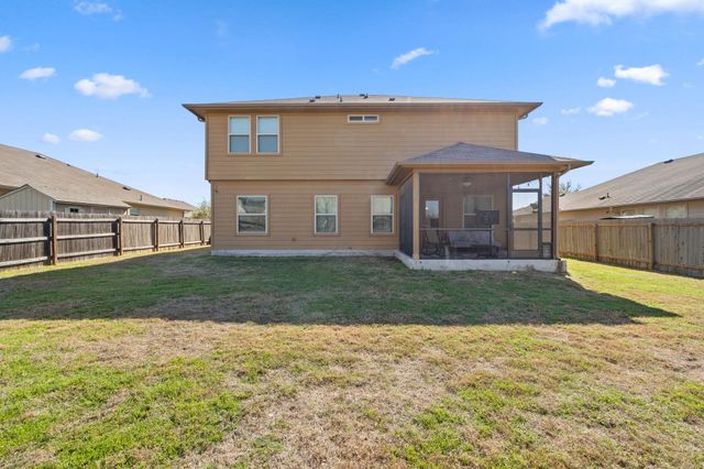 209 Anderson ST, Hutto, TX 78634