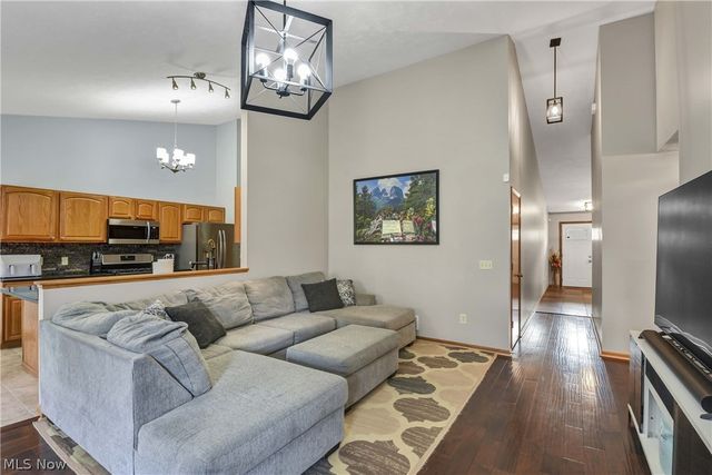 4521 Newkirk Drive, Brunswick, OH 44212