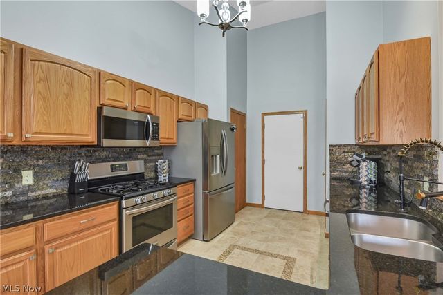 4521 Newkirk Drive, Brunswick, OH 44212