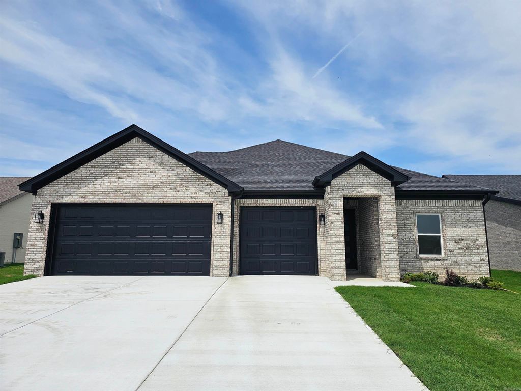 252 Kelton Lane, Hensley, AR 72065