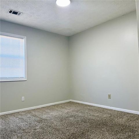 524 Julius Drive, Stone Mountain, GA 30087
