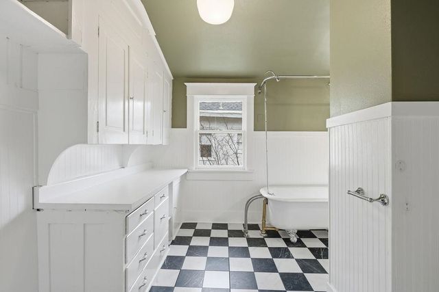 2114 S Grand Blvd, Spokane, WA 99203