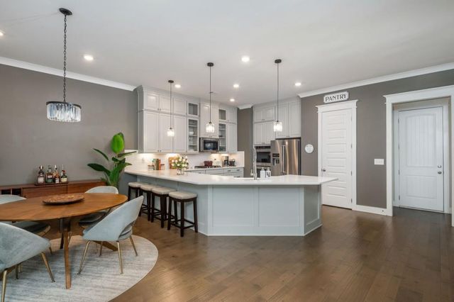 500 Taymack Farm Court, Woodstock, GA 30188