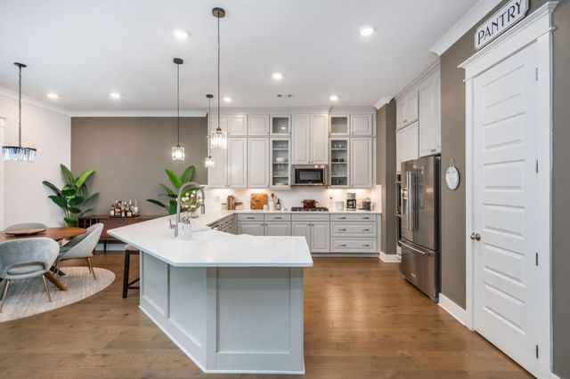 500 Taymack Farm Court, Woodstock, GA 30188