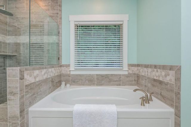 500 Taymack Farm Court, Woodstock, GA 30188
