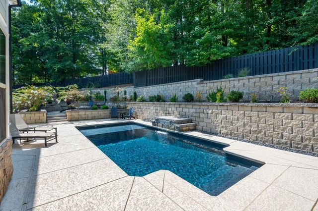 500 Taymack Farm Court, Woodstock, GA 30188