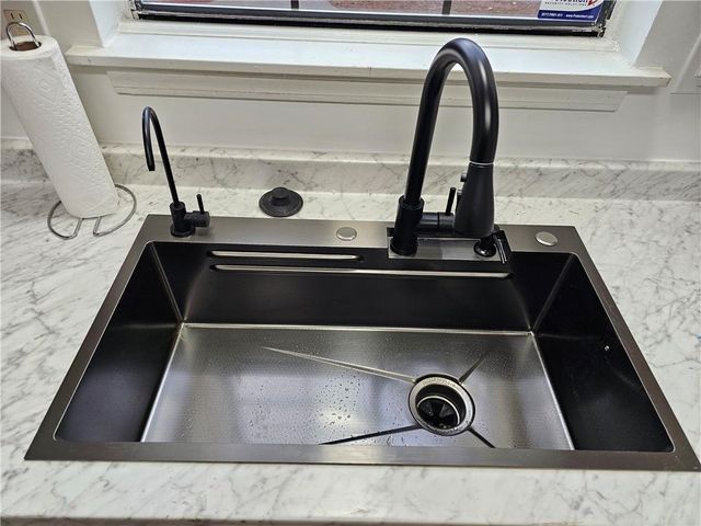 6002 Pat Mell SE Place, Smyrna, GA 30080