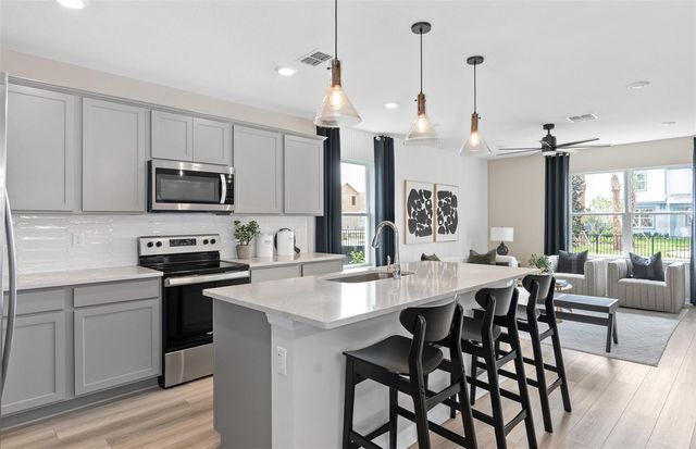 10759 LEAFY LAUREL STREET, Orlando, FL 32829