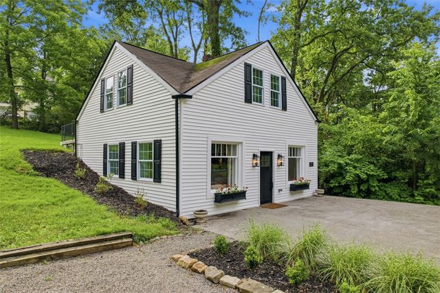4978 S Pioneer Road, Hampton, PA 15044