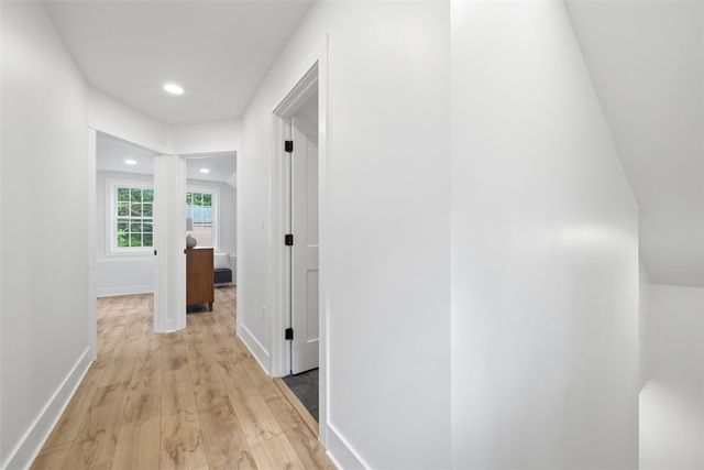 4978 S Pioneer Road, Hampton, PA 15044