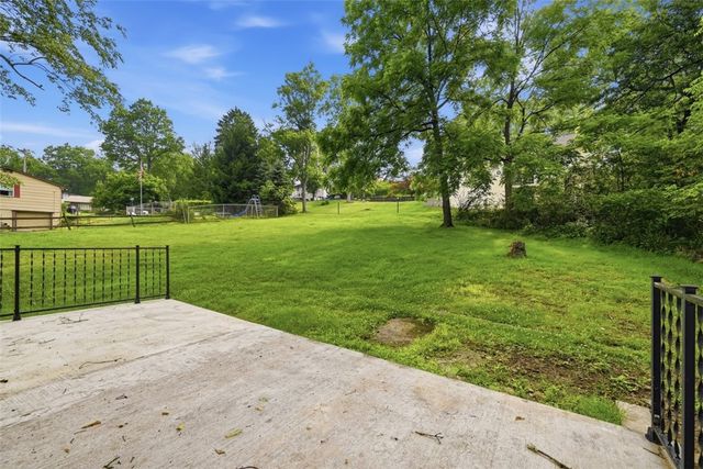 4978 S Pioneer Road, Hampton, PA 15044