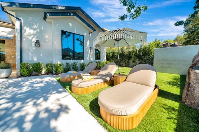 5507 Vanalden, Tarzana, CA 91356