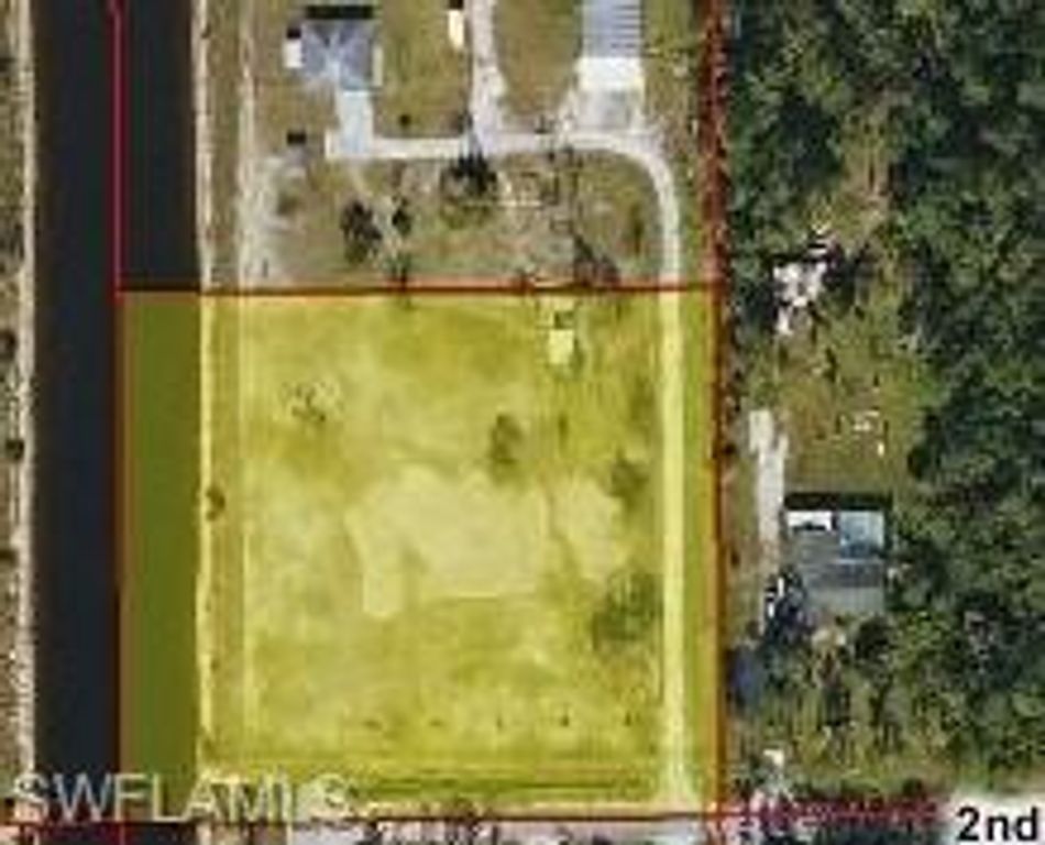 3931 2nd AVE SE, NAPLES, FL 34117 — exterior