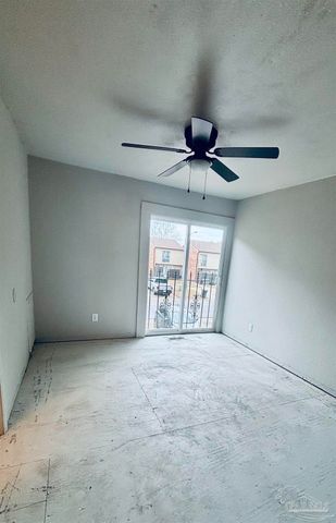 4733 Huron Dr, Pensacola, FL 32507