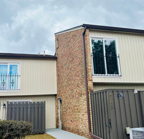 4733 Huron Dr, Pensacola, FL 32507