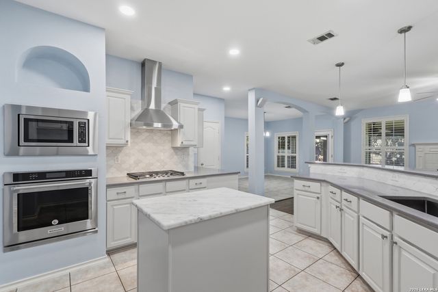 16619 Raven Glenn, San Antonio, TX 78248