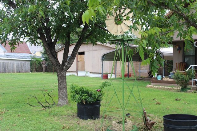 600 13th Street, Ballinger, TX 76821