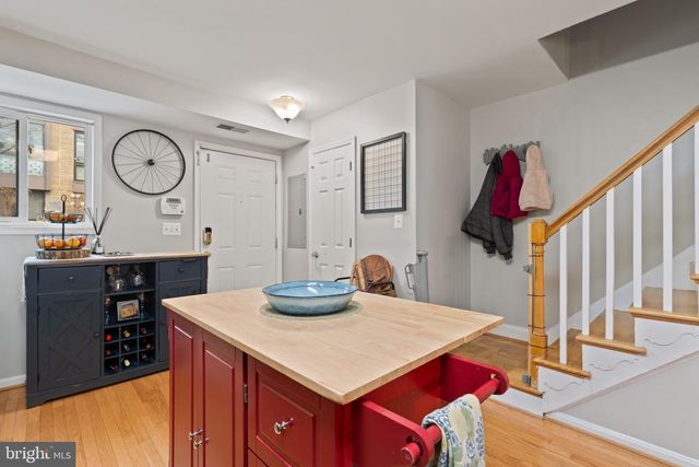 1469-B N VAN DORN ST, Alexandria, VA 22304