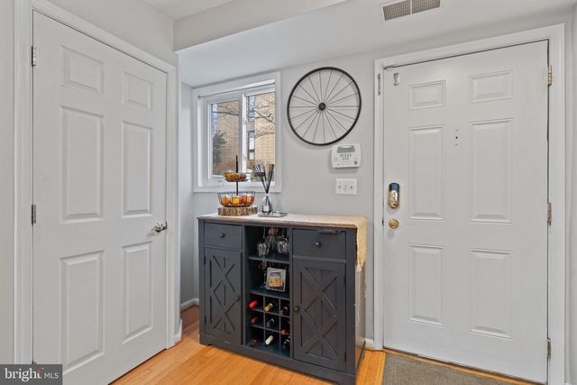 1469-B N VAN DORN ST, Alexandria, VA 22304