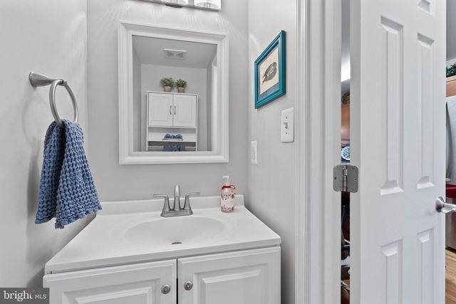 1469-B N VAN DORN ST, Alexandria, VA 22304