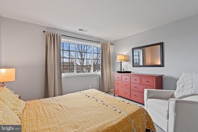 1469-B N VAN DORN ST, Alexandria, VA 22304