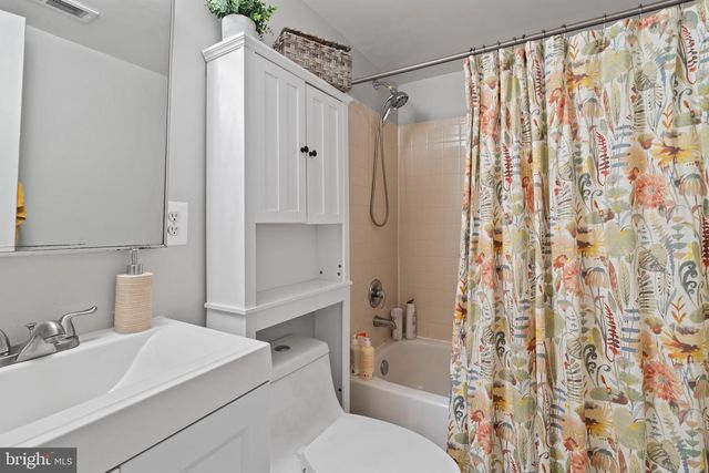 1469-B N VAN DORN ST, Alexandria, VA 22304