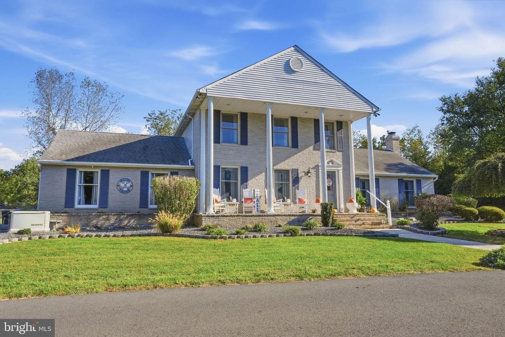 827 WRIGHTSTOWN RD, COLUMBUS, NJ 08022 — photo 3