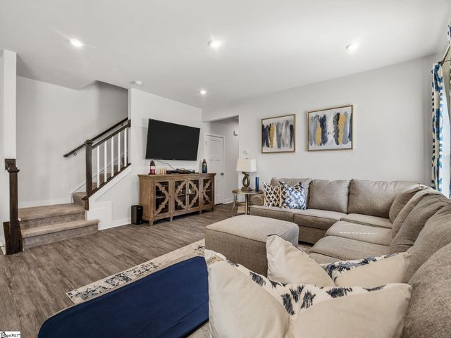 515 Preakness Run, Spartanburg, SC 29301