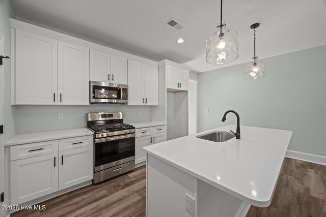 3905 Harkers Way, New Bern, NC 28562