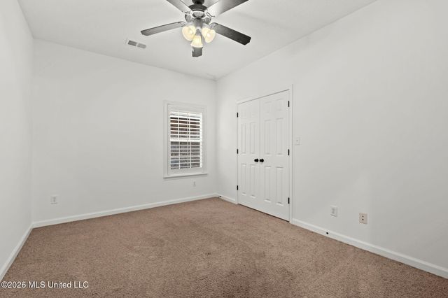 5900 S Foxdale Loop, Southaven, MS 38672