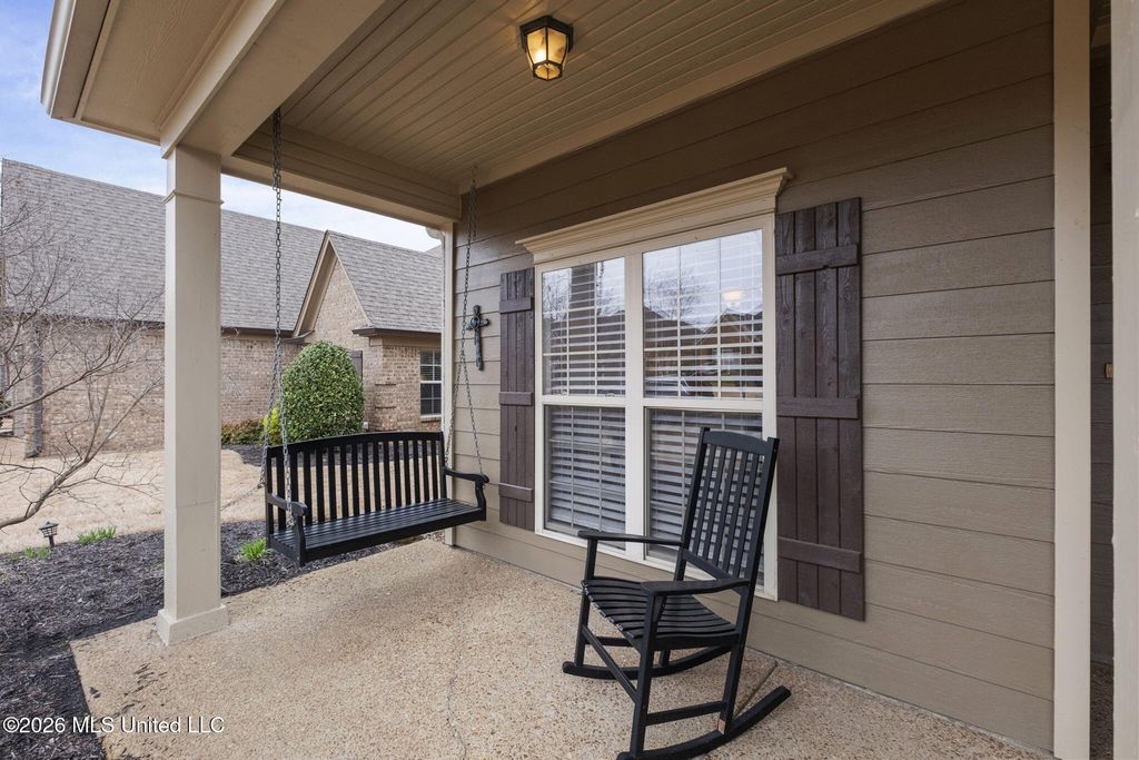 5900 S Foxdale Loop, Southaven, MS 38672 — photo 3