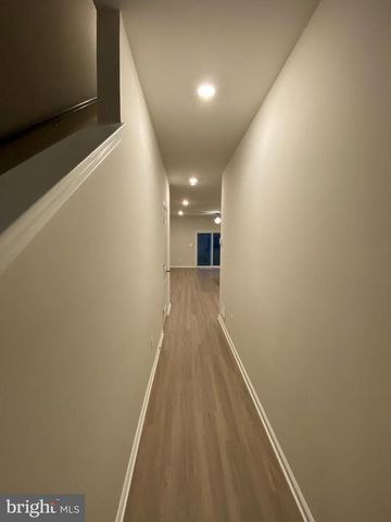 25 CRANSTON CT, Falling Waters, WV 25419