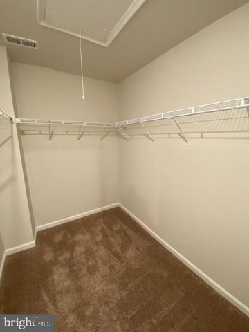 25 CRANSTON CT, Falling Waters, WV 25419