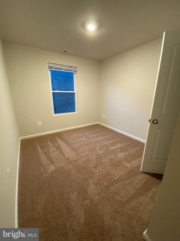 25 CRANSTON CT, Falling Waters, WV 25419