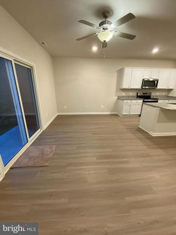 25 CRANSTON CT, Falling Waters, WV 25419