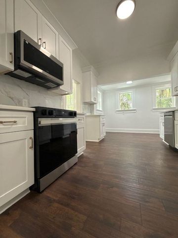 118 Dozier St., Georgetown, SC 29440