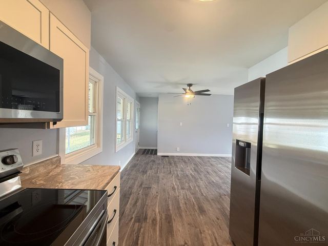 570 Fairhaven Drive, Hamilton, OH 45013