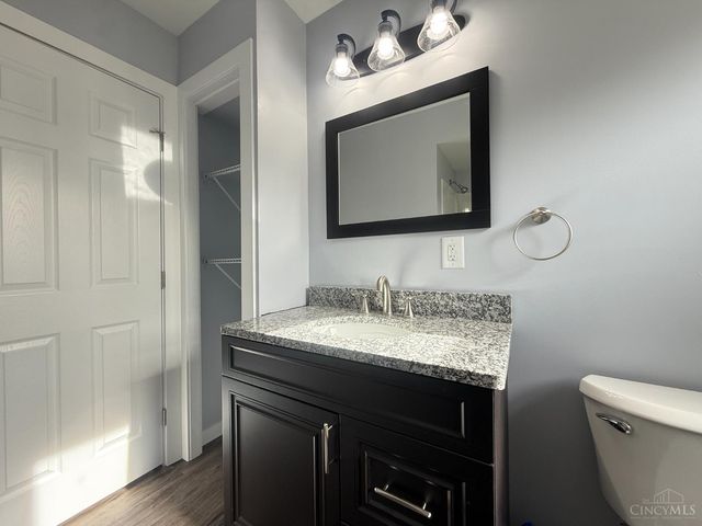 570 Fairhaven Drive, Hamilton, OH 45013